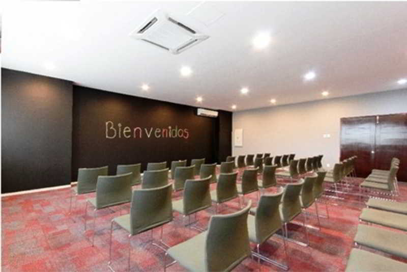 Hotel Wyndham Garden Guadalajara Acueducto Zapopan Exteriér fotografie